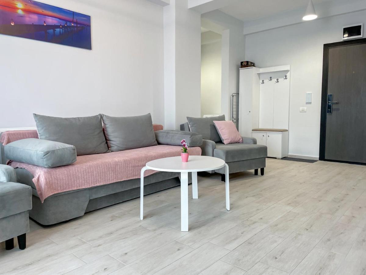 شقة Astoria Rose Năvodari المظهر الخارجي الصورة